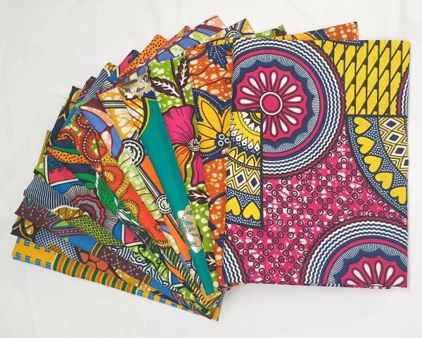 Surprise Waxprint-Stoffpaket- ETHNOstoffeSurprise Waxprint-Stoffpaket- jetzt kaufen